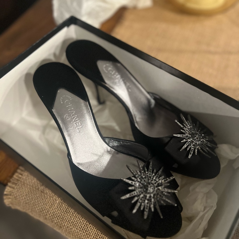 Chanel Black and Silver Women's Heels